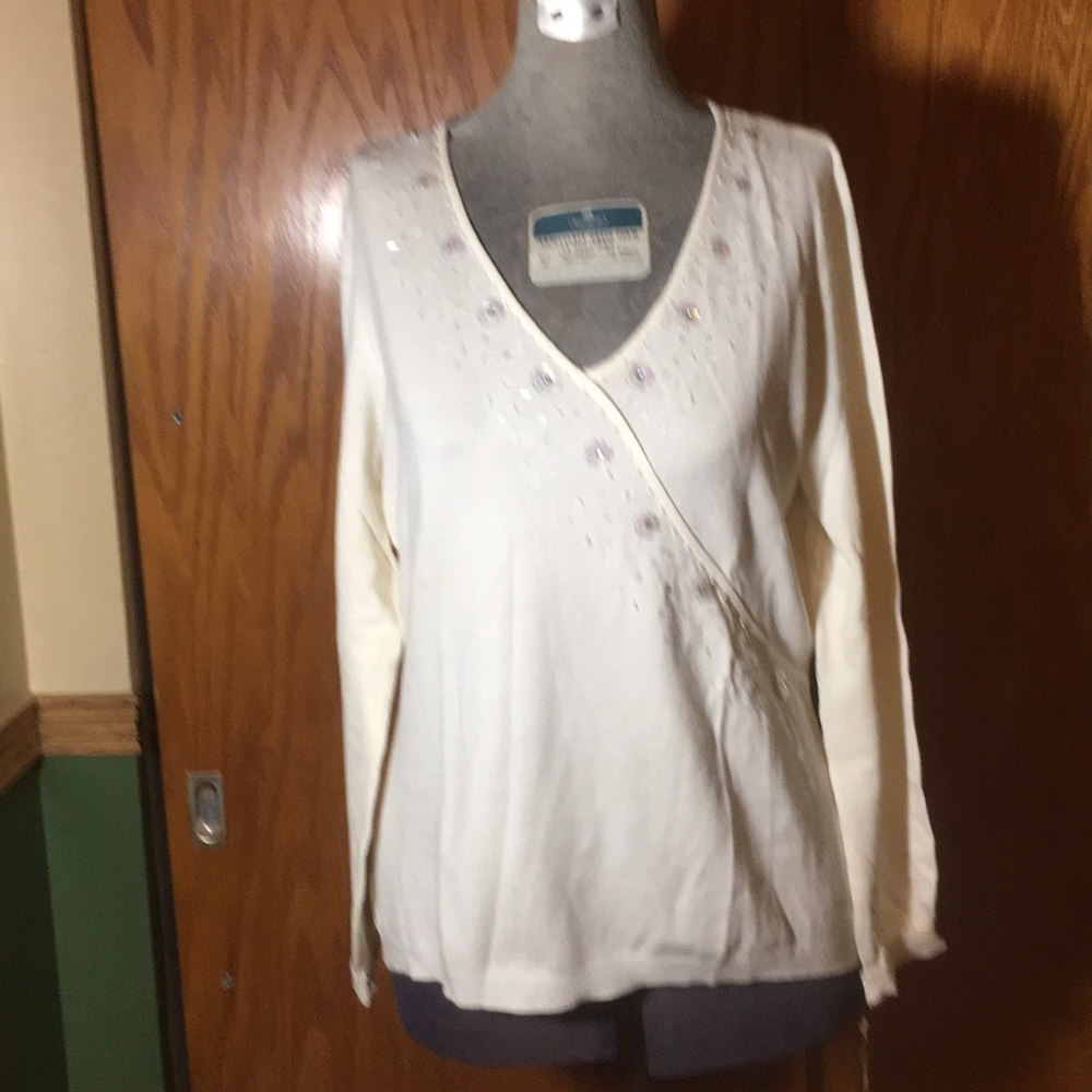Merona long sleeve cream Sweater